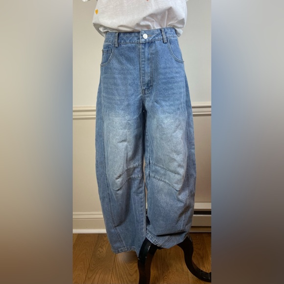 Barrel leg jeans. Free people inspired. - Picture 2 of 6